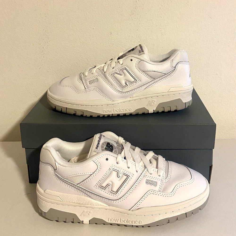 New Balance 550!! Brand New In Box!! Ships next day!!